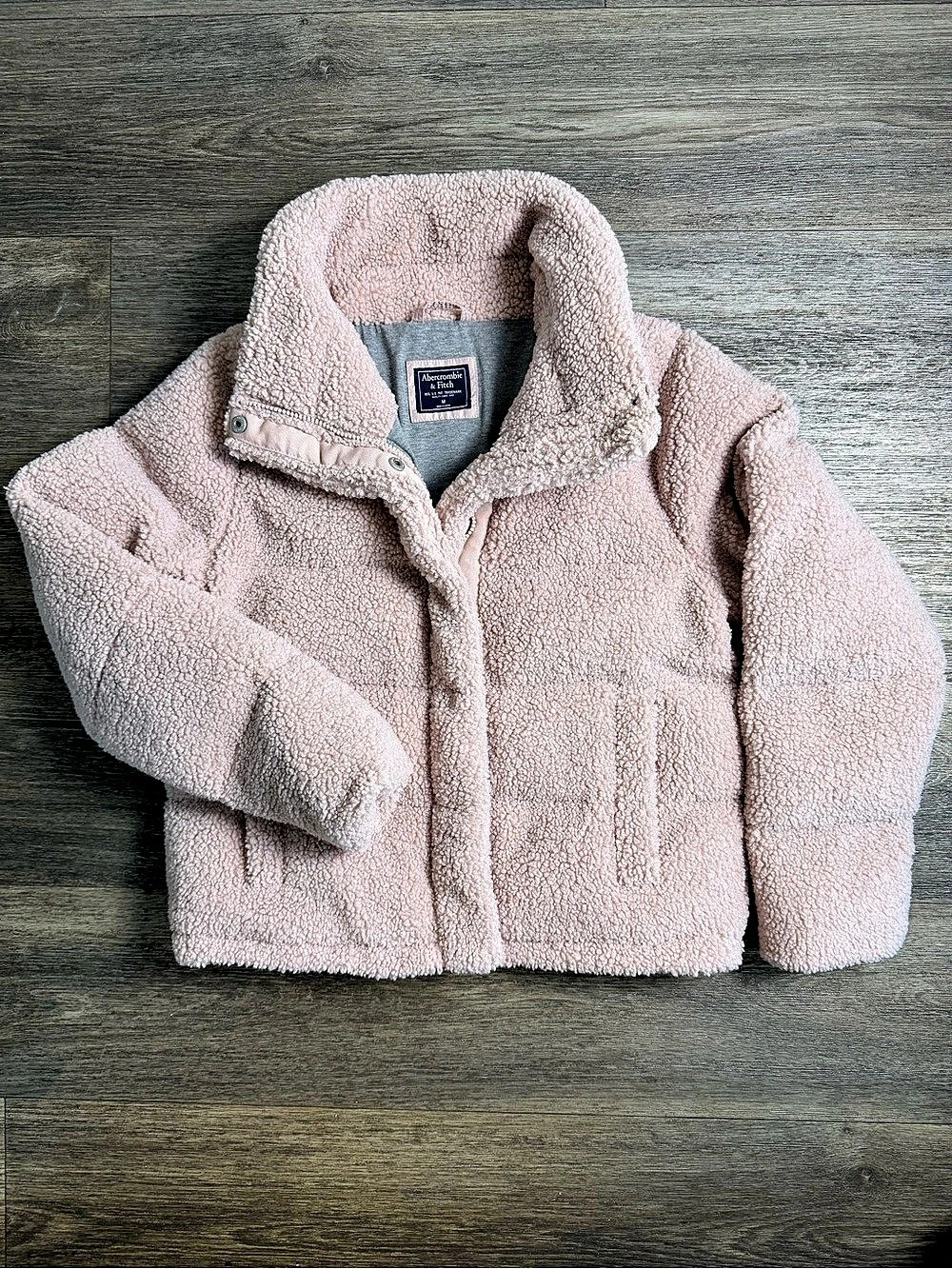 Abercrombie & Fitch Fleece Jacket in Pink Size Medium